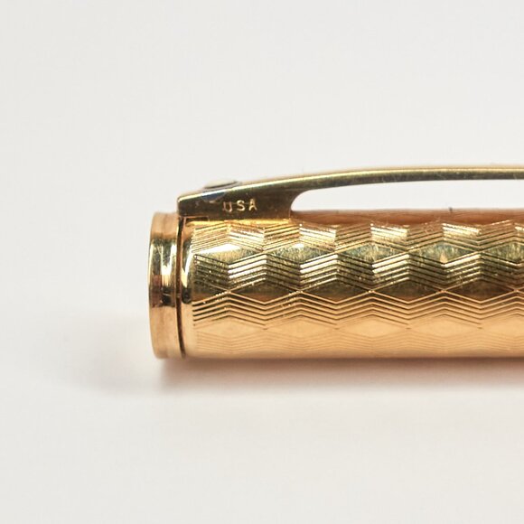 Sheaffer Gold Electroplated Fountain Pen / Made in USA / Vintage Writing Pen - Picture 9 of 16